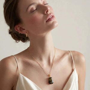 Forest Gold Green Amber Pendant Necklace - 18K Gold 925 Silver Jewellar