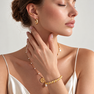 Sorelle Ribbed Twist Zirconia Cuff - 18K Gold-Plated 925 Sterling Silver