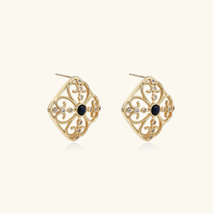 18K gold stud earrings with lapis stone and vintage filigree design