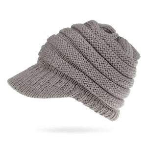 Women’s winter knit beanie with ponytail opening – warm and soft cap for updos