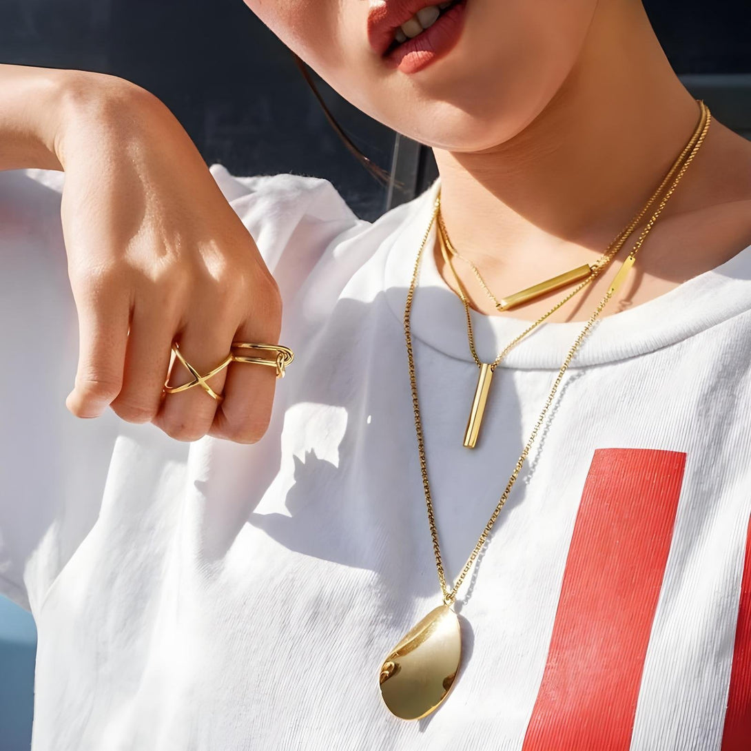 Everlink Knot Ring