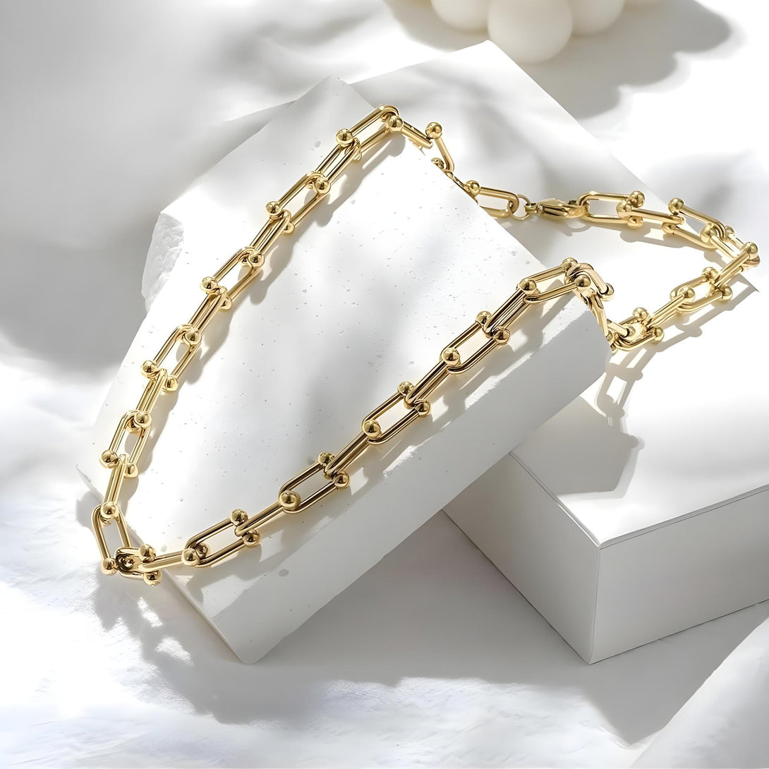 Fortuna Horseshoe Chain