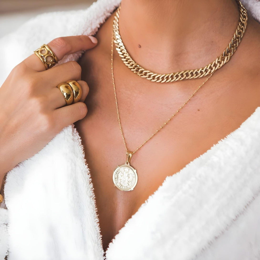 Golden Link Luxe