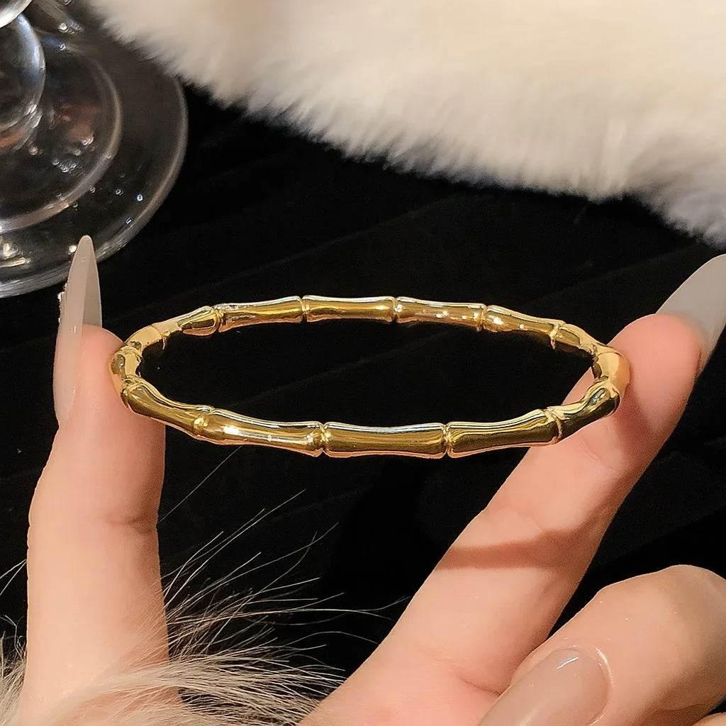 Luna Gleam – Titanium Steel Diamond-Pattern Bracelet - Jewellar