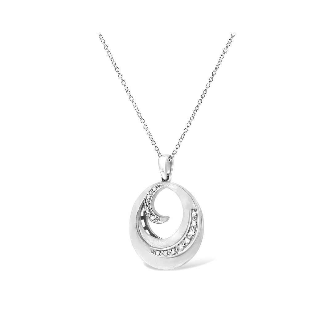 Lustre Circle Pendant