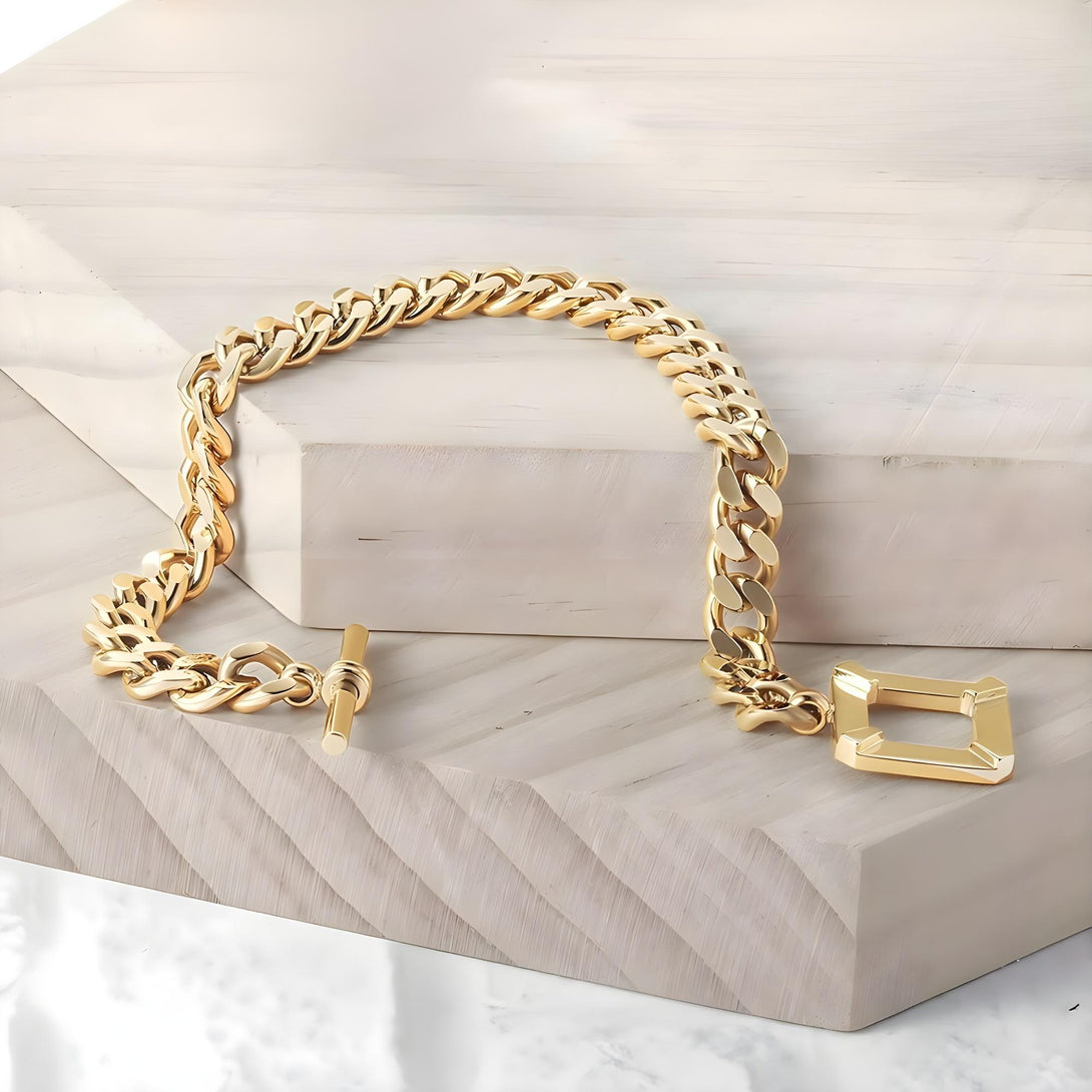 Square Toggle Clasp Chain Bracelet